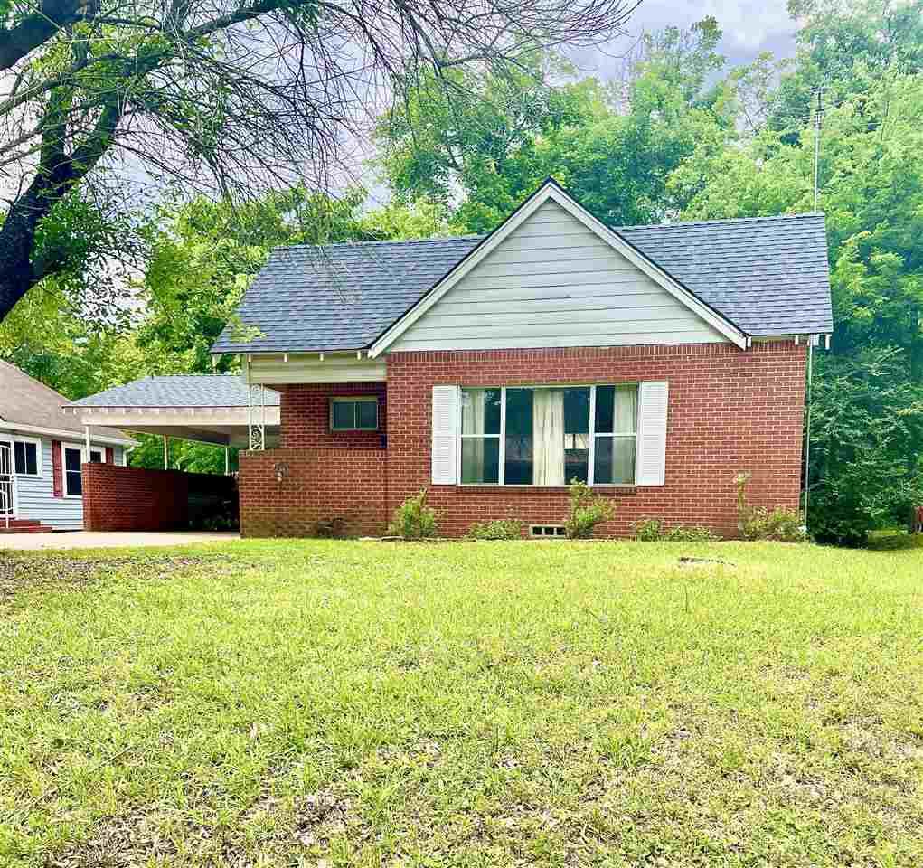 967 Marshall - Photo 1
