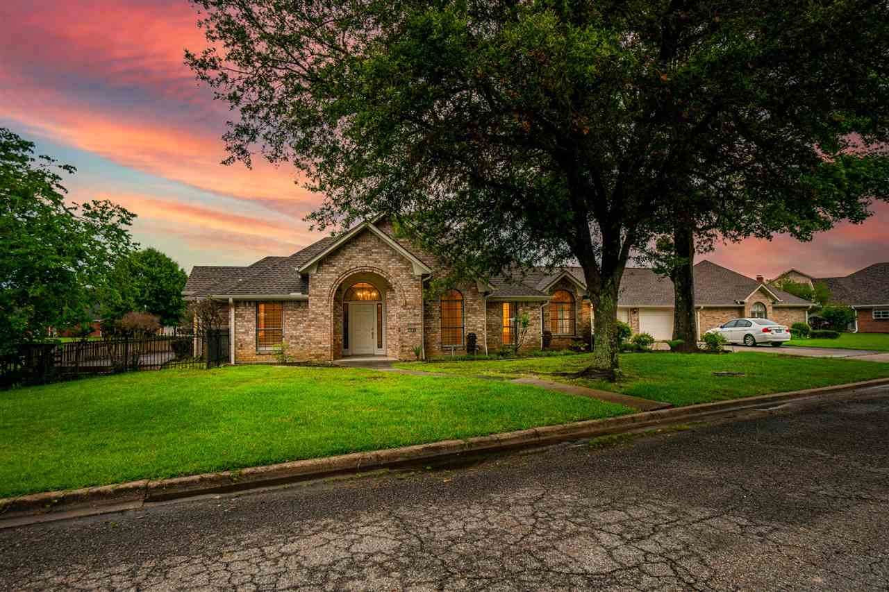 300 Mill Run Dr - Photo 1