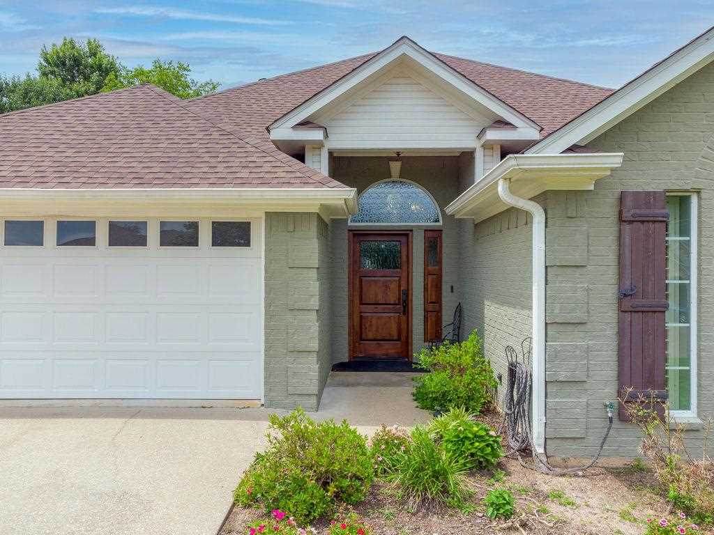 1612 Chippewa St - Photo 1
