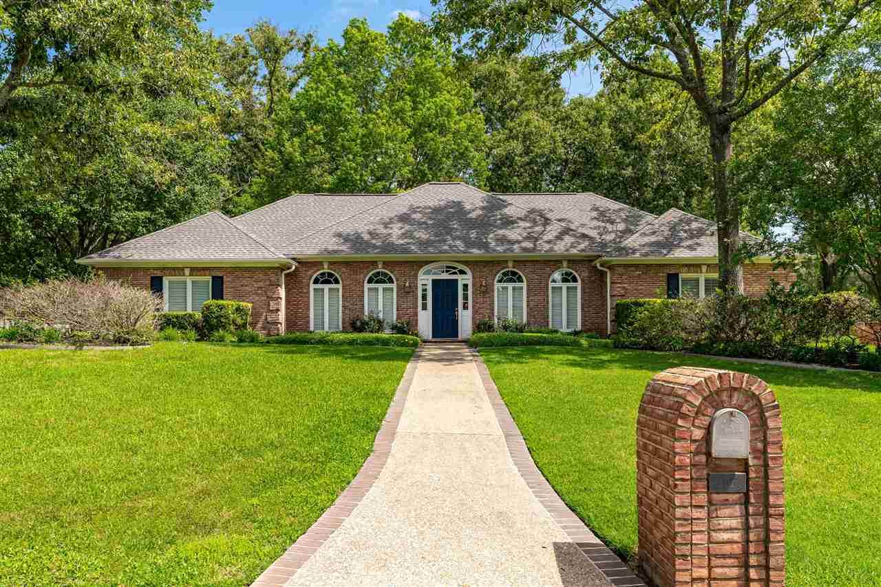 217 Hunters Circle - Photo 1