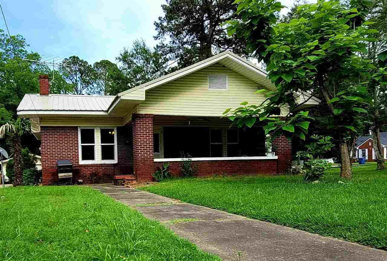1104 Washington Ave - Photo 1