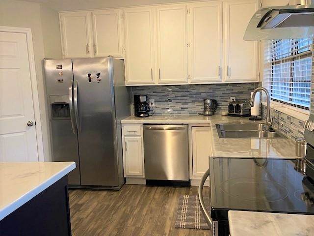 5113 Foxglove Circle - Photo 1