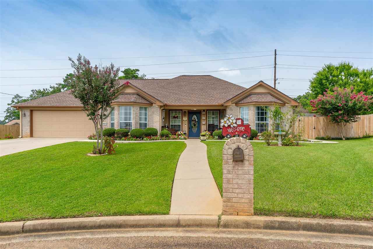 903 Jack Ct - Photo 1
