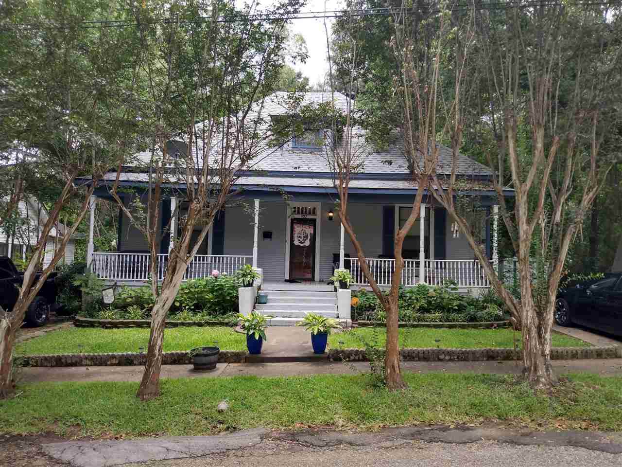 400 Hawley - Photo 1