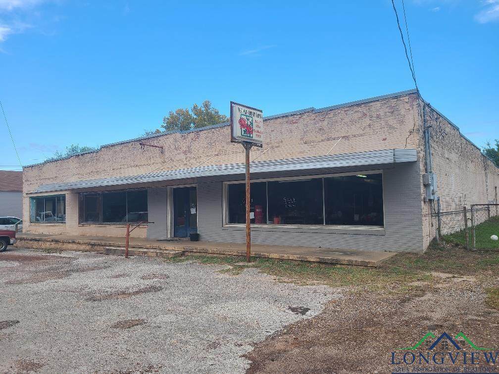 1504 Main St - Photo 1