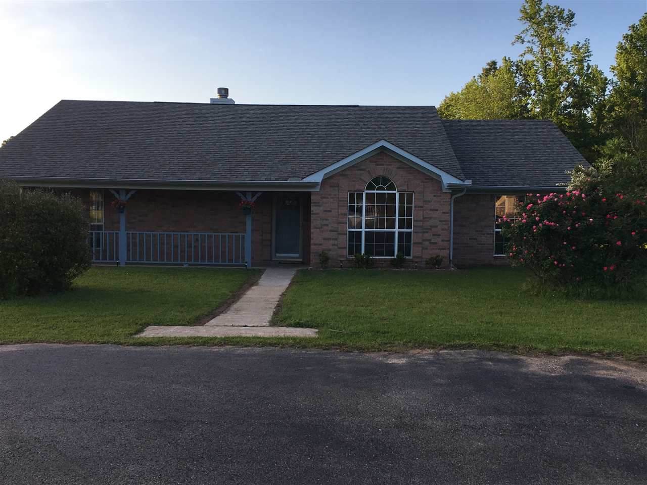 115 Pond Dr - Photo 1
