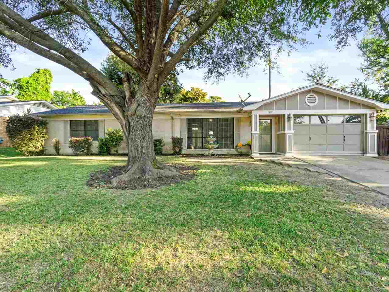1309 Vanderbilt Dr - Photo 1