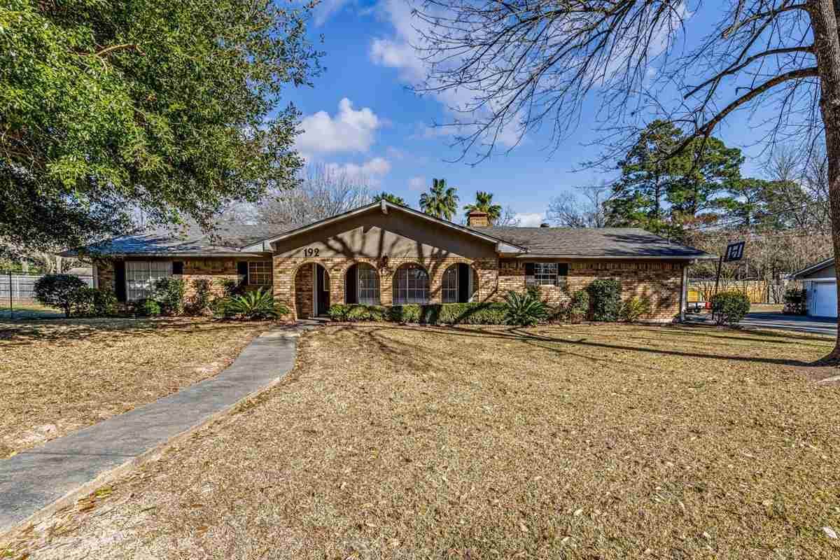 192 Parker Ln - Photo 1