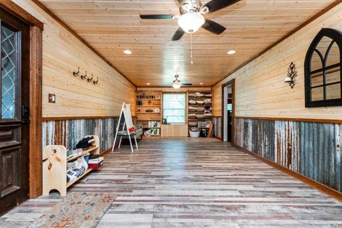 3404 Henderson Blvd - Photo 1