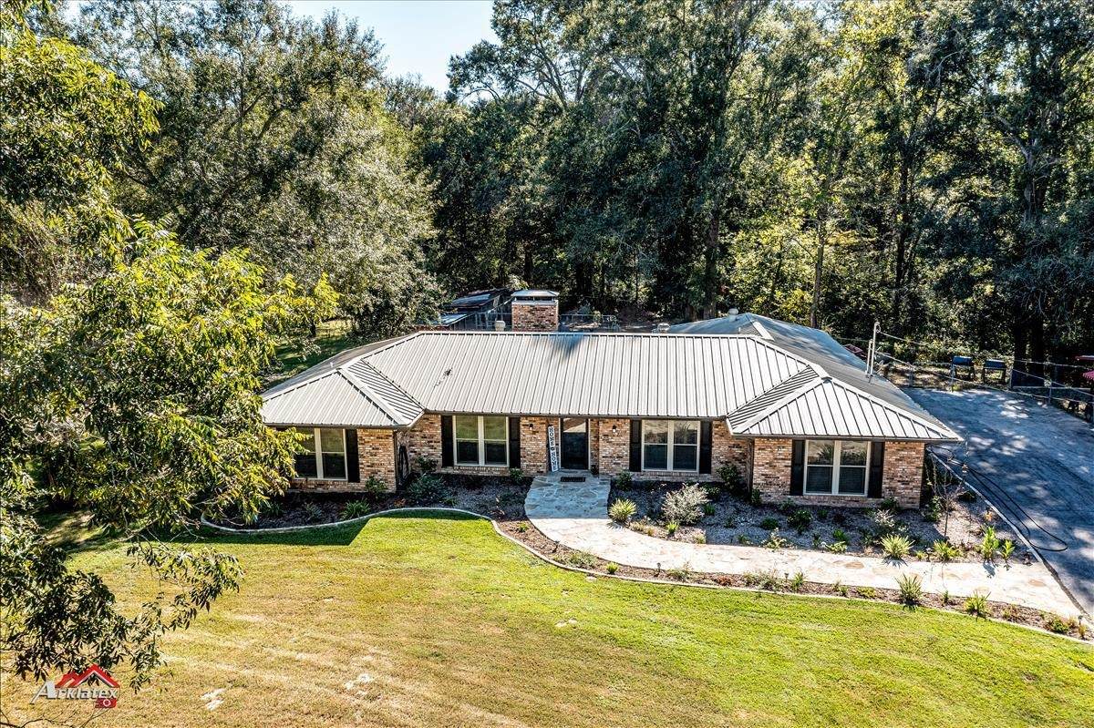 4123 St Hwy 149 - Photo 1