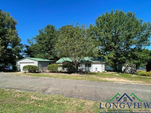 488 Omaha Dr - Photo 1