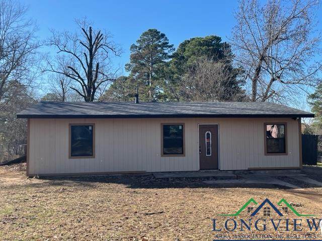 225 Randolph St - Photo 1