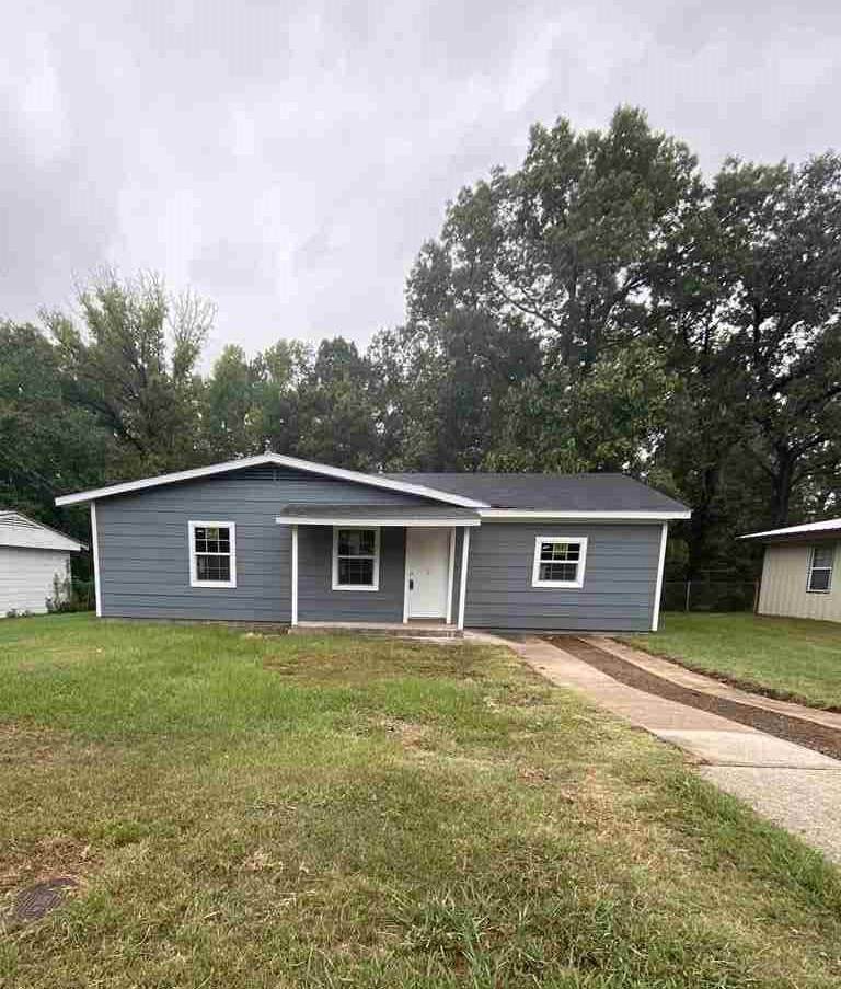 318 Byrne - Photo 1