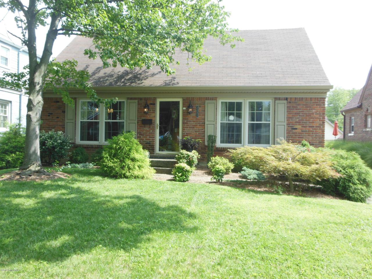 2232 Winston Ave - Photo 1