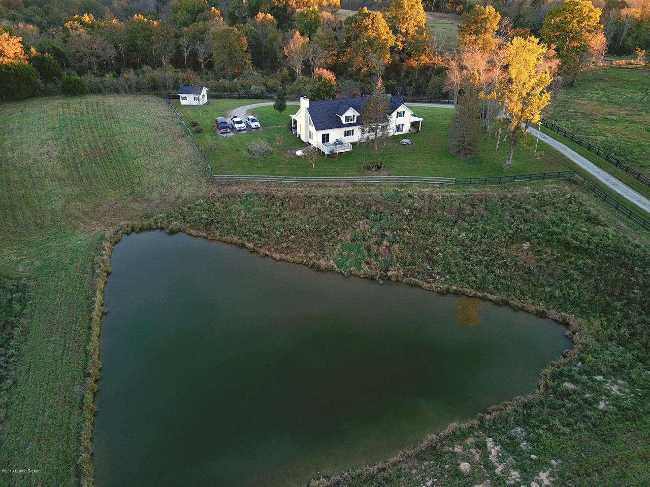 1258 Woods Pike - Photo 1