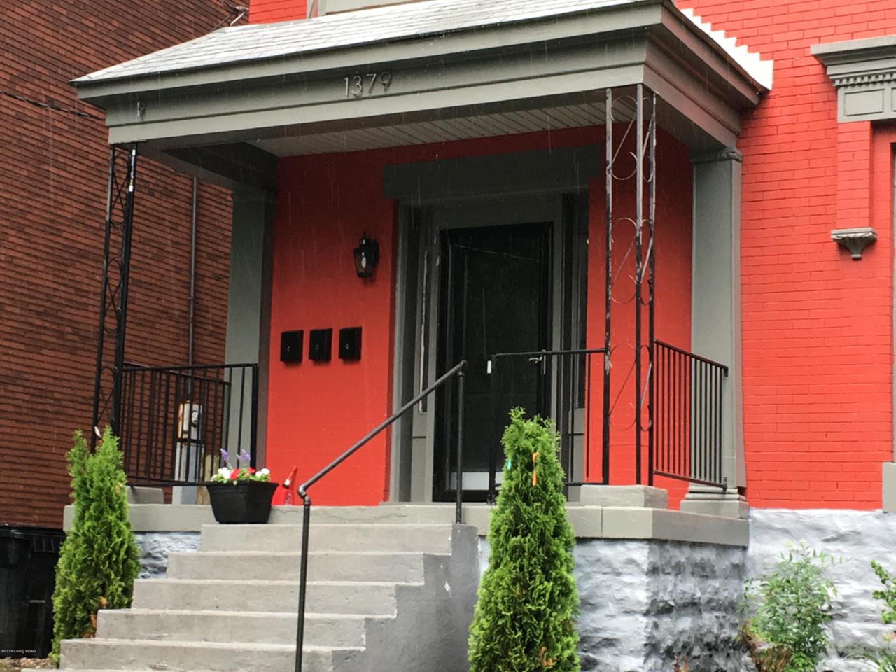 1379 Brook St - Photo 1