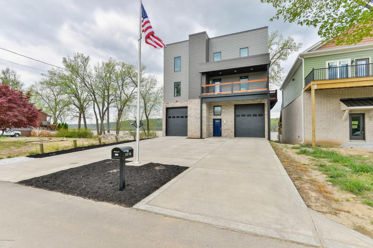 1218 Riverside Dr - Photo 1
