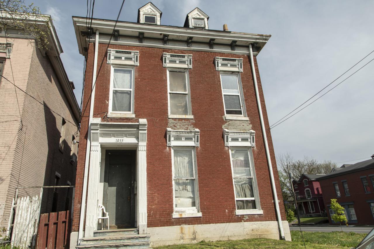 1035 Brook - Photo 1