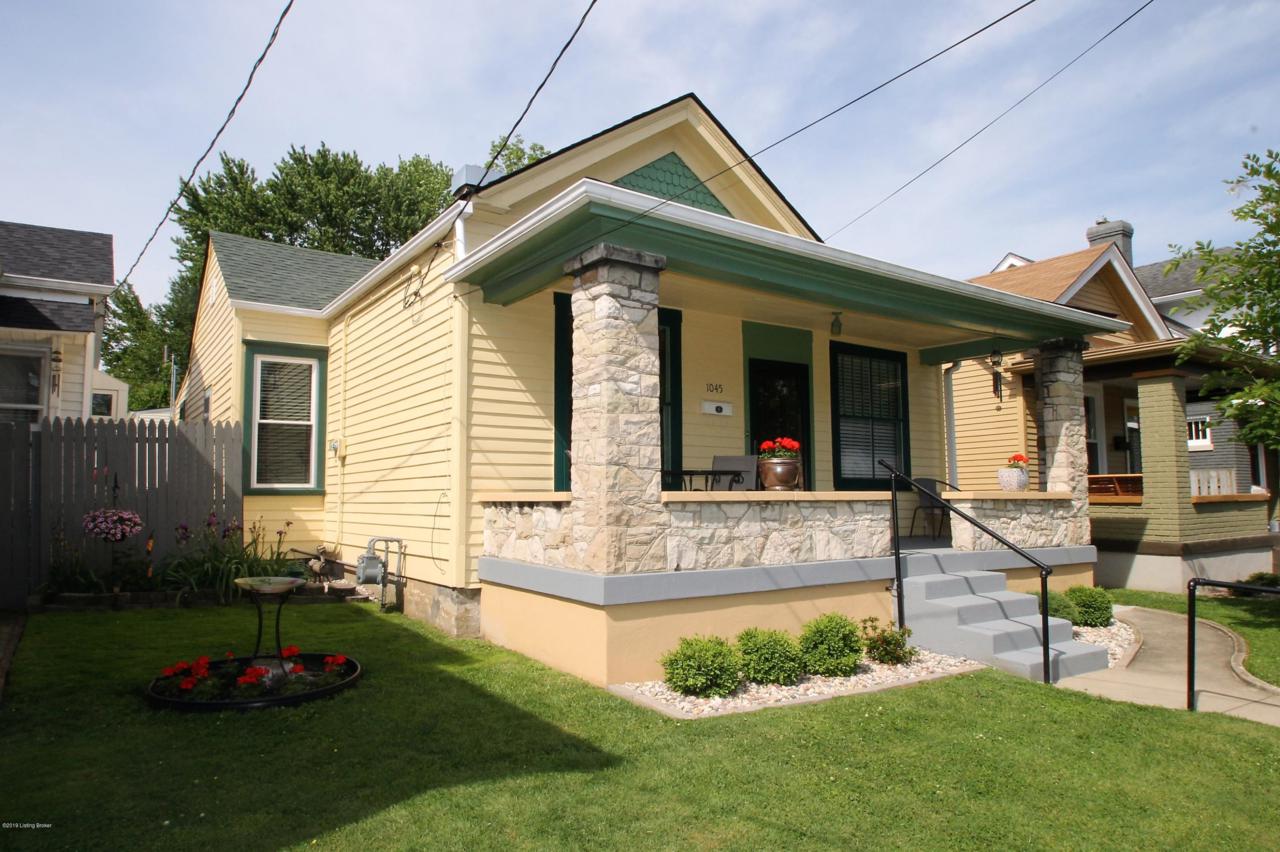 1045 Highland Ave - Photo 1