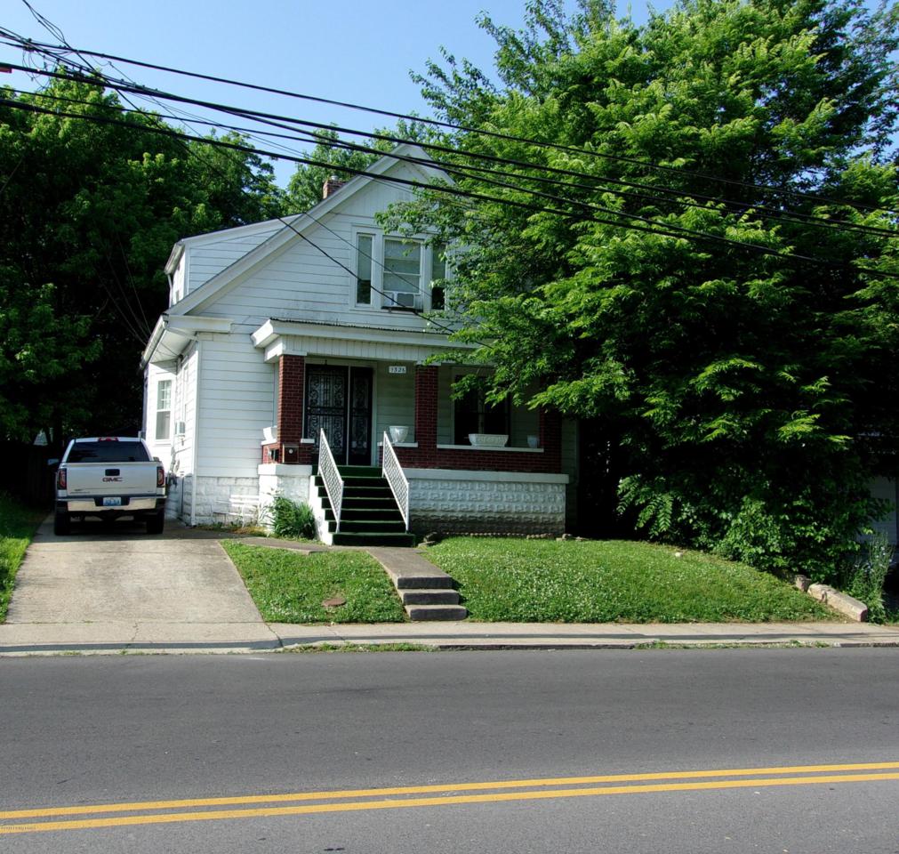 1326 Bluegrass - Photo 1