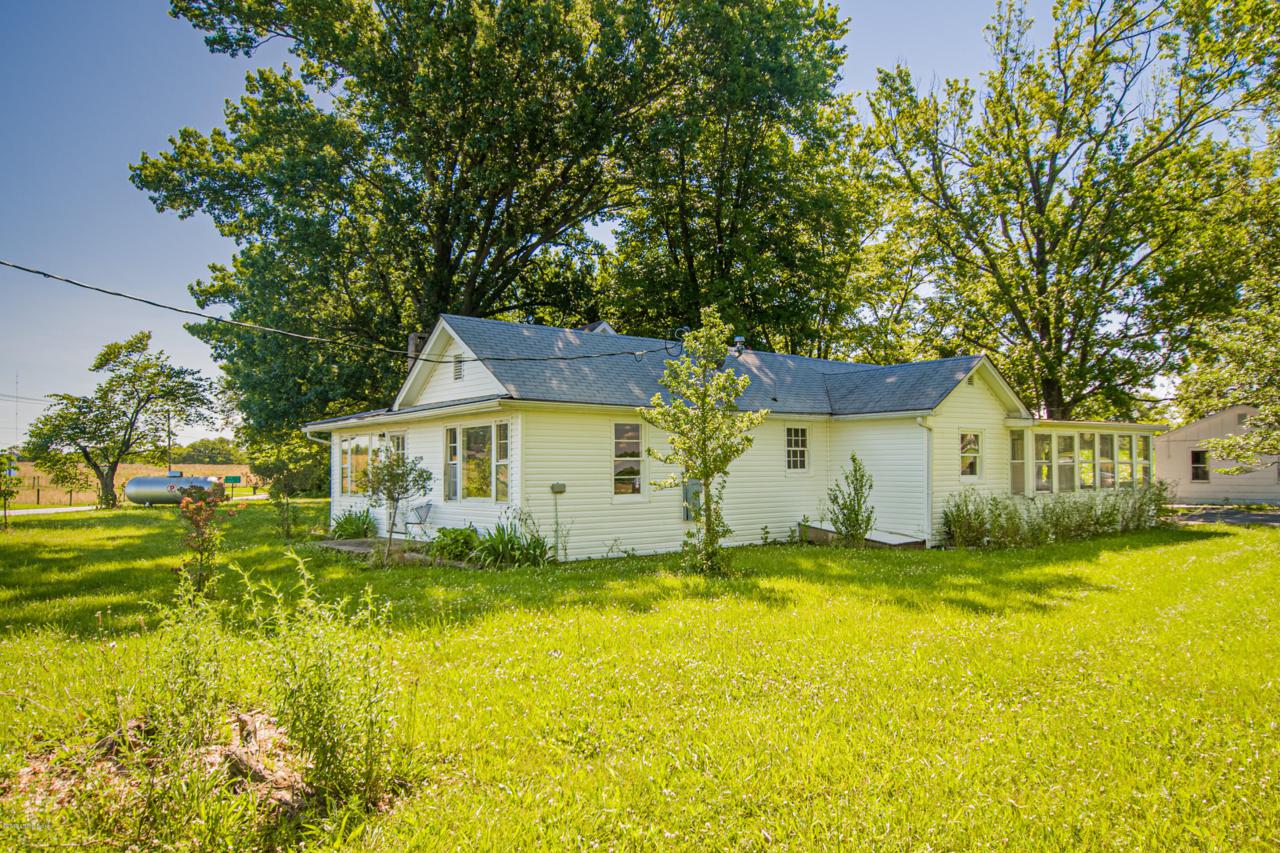 6720 Hwy 42 - Photo 1