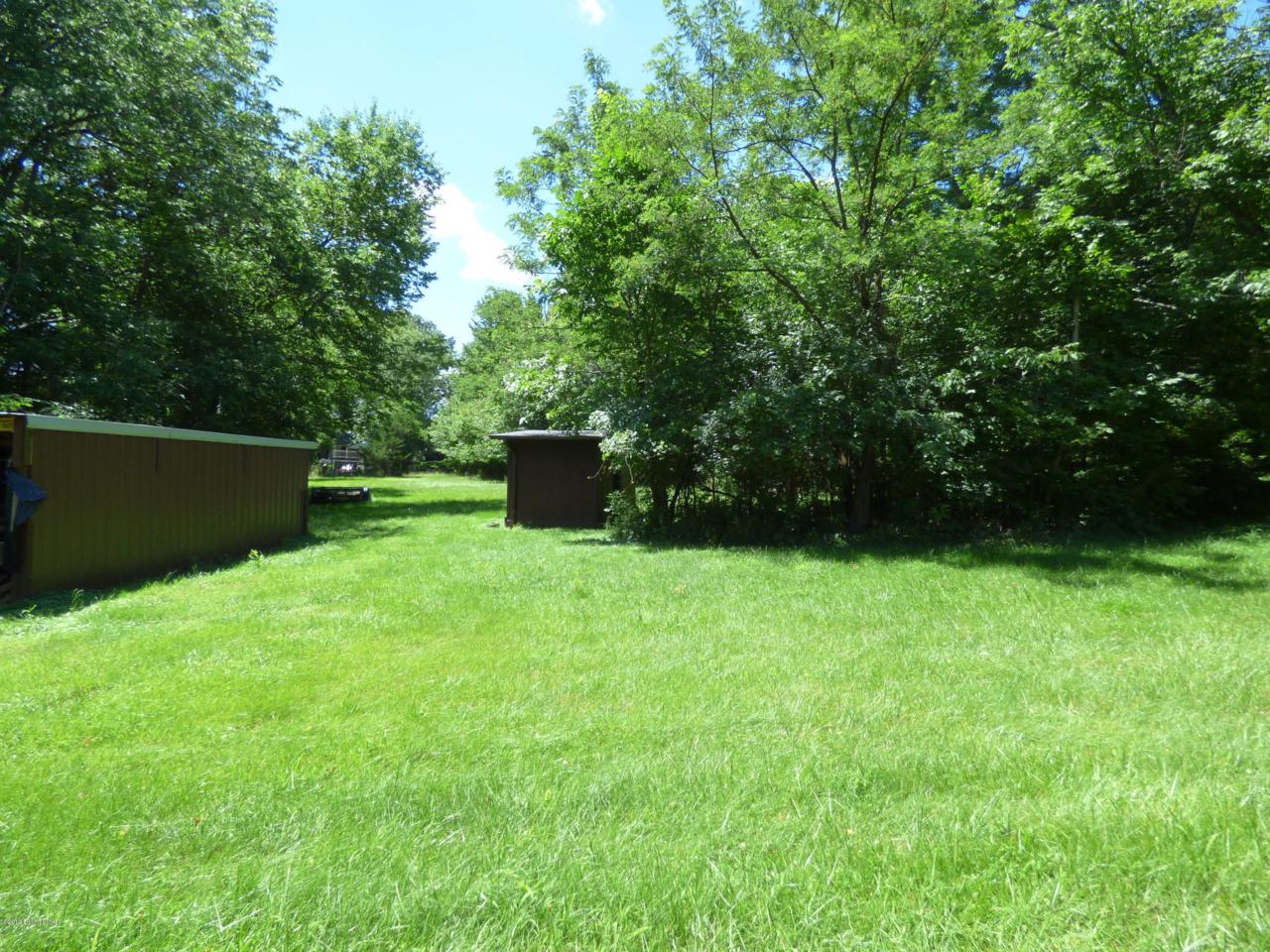 2304 De Mel Ave - Photo 1