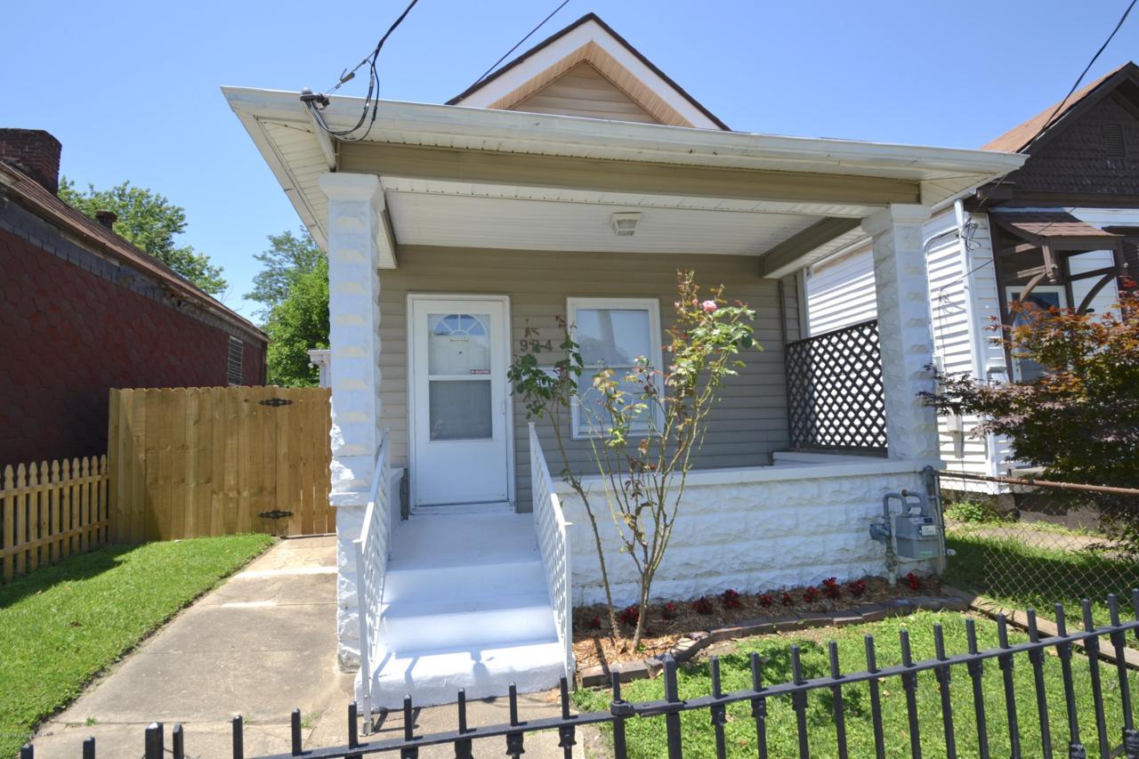 924 Logan St - Photo 1