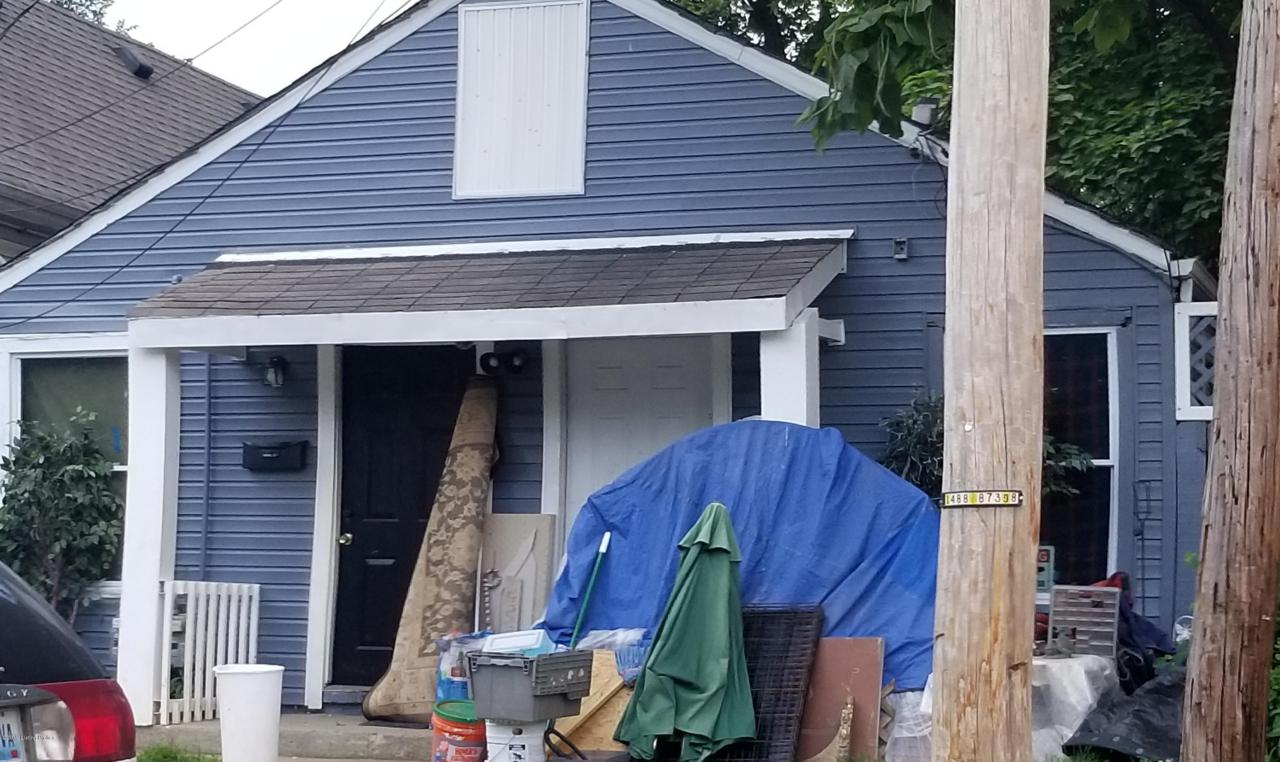 2513 Woodland - Photo 1