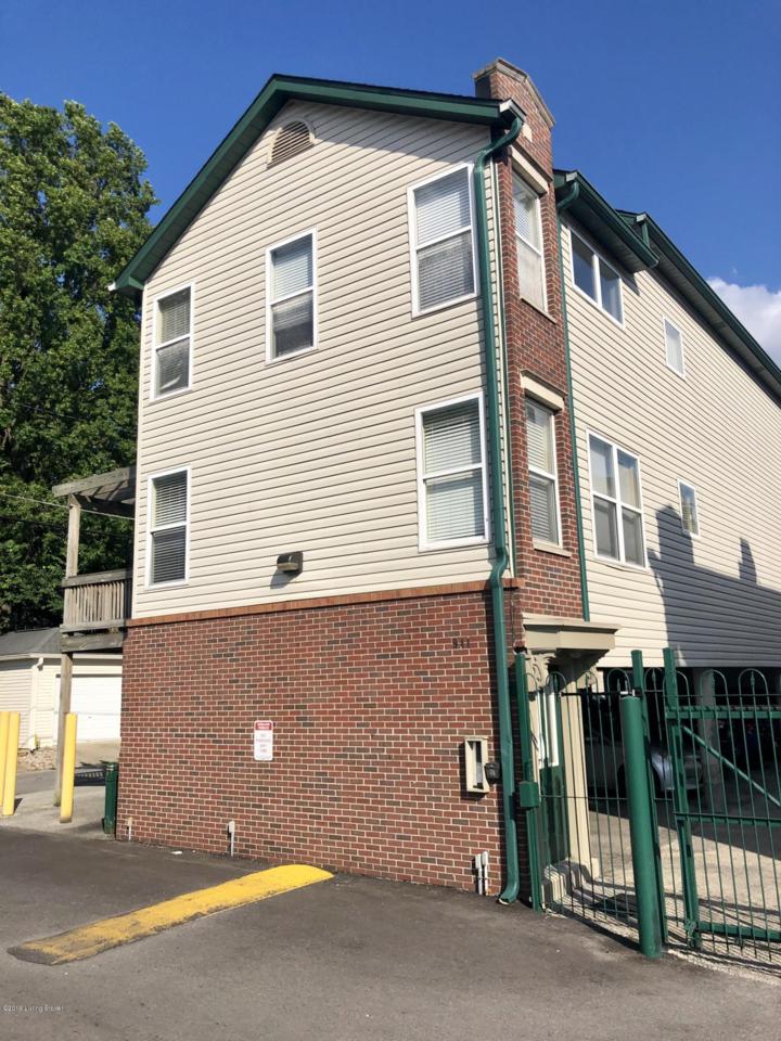 941 Baxter Ave - Photo 1