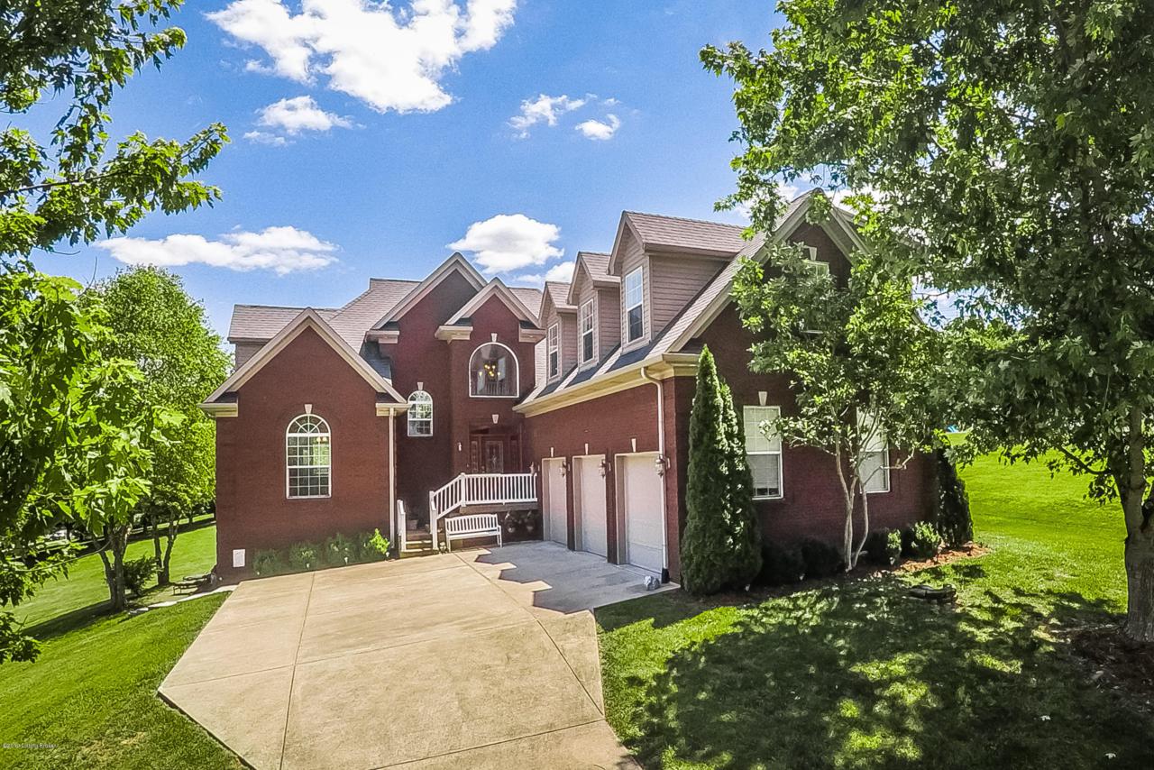 33 River Heights Blvd - Photo 1