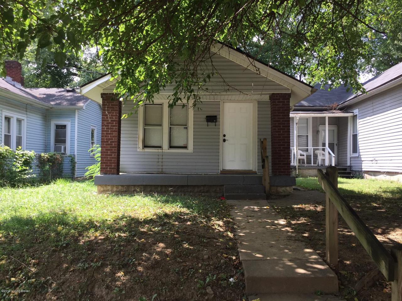 738 Heywood Ave - Photo 1