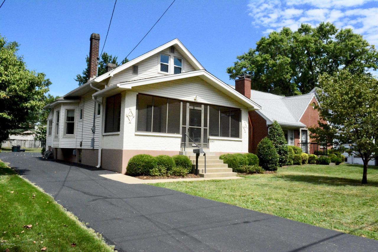 2367 Hawthorne Ave - Photo 1