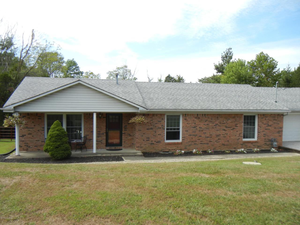 2902 Carden Ln - Photo 1