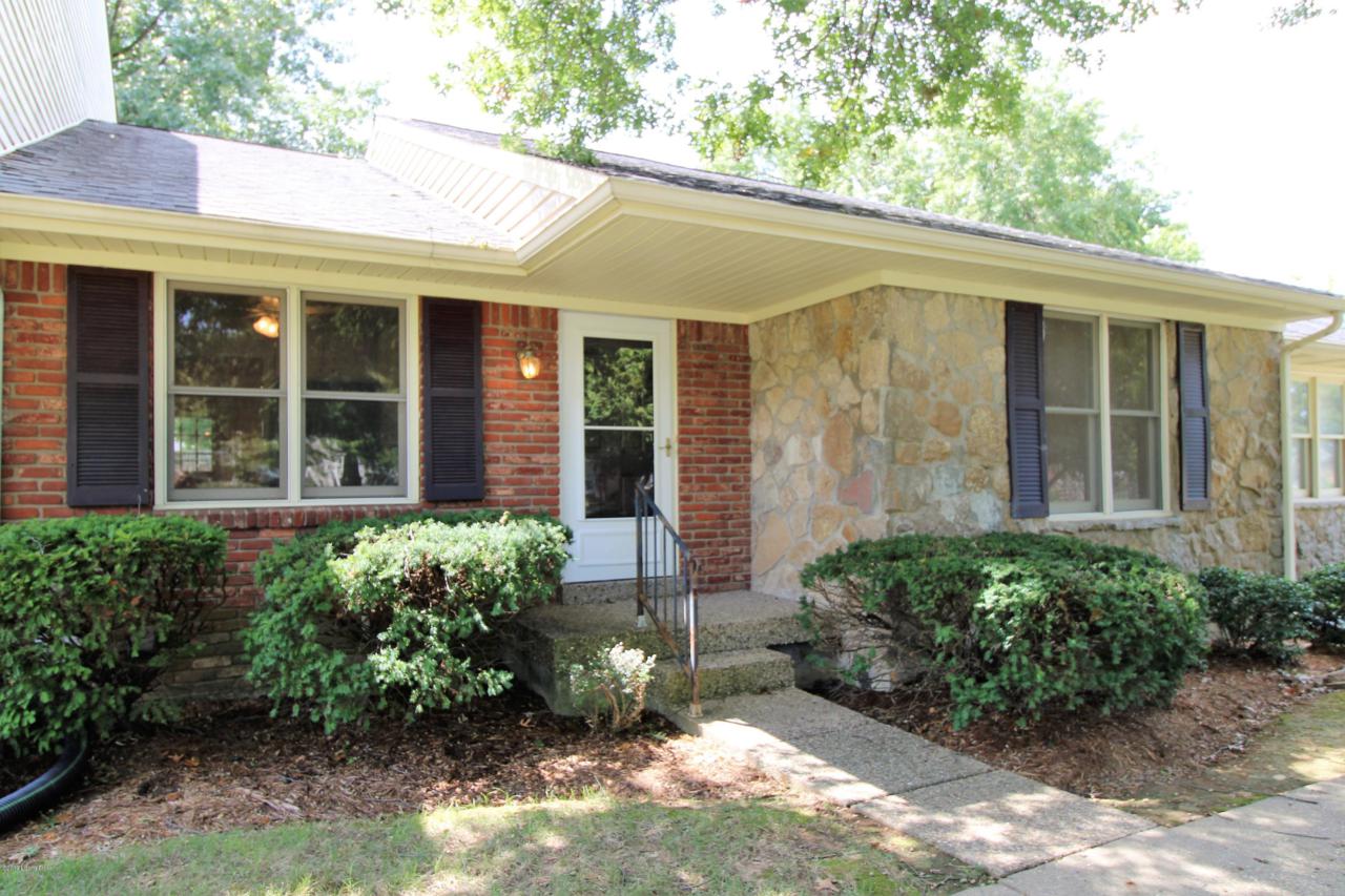 10335 Timberwood Cir - Photo 1
