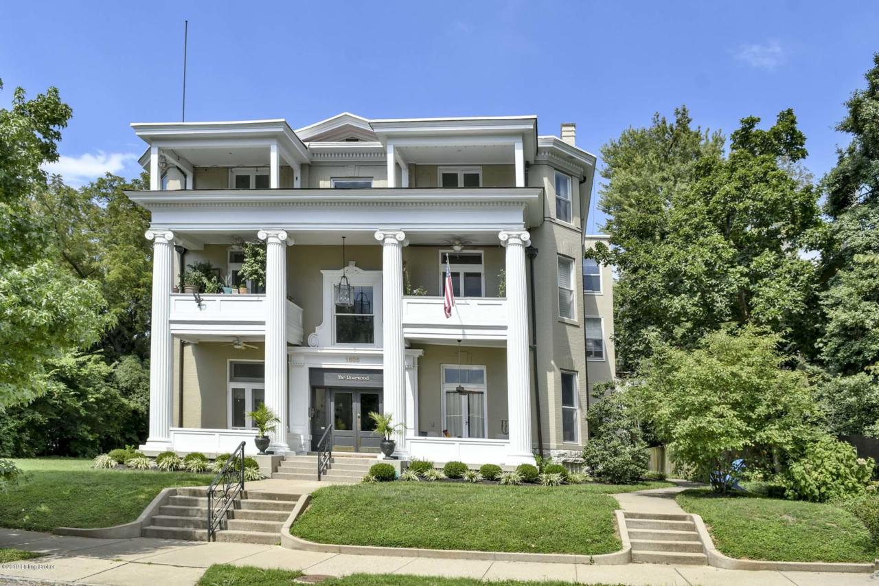 1505 Rosewood Ave - Photo 1