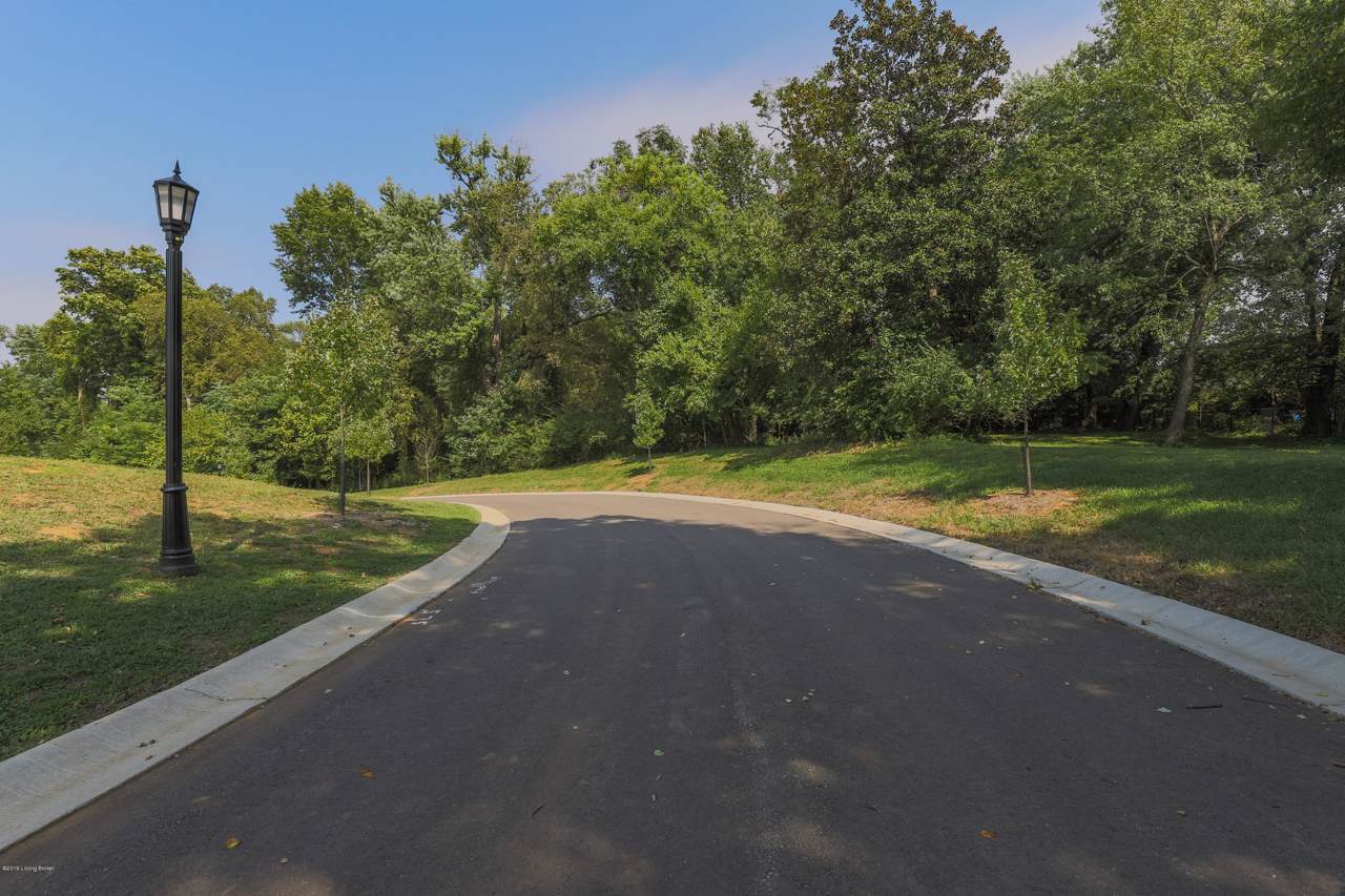 4500 Poplar Manor Rd - Photo 1