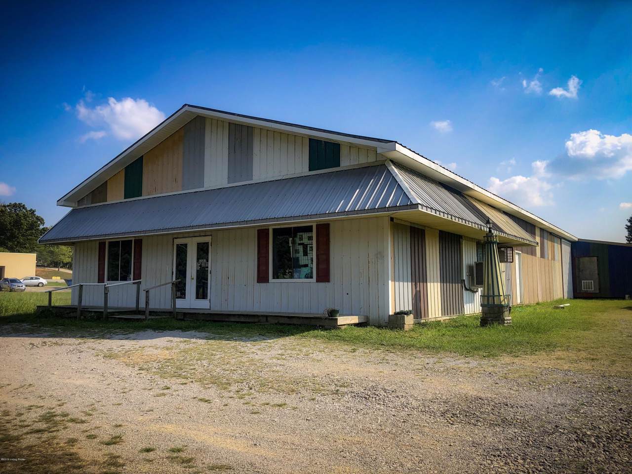 309 Sunset St - Photo 1