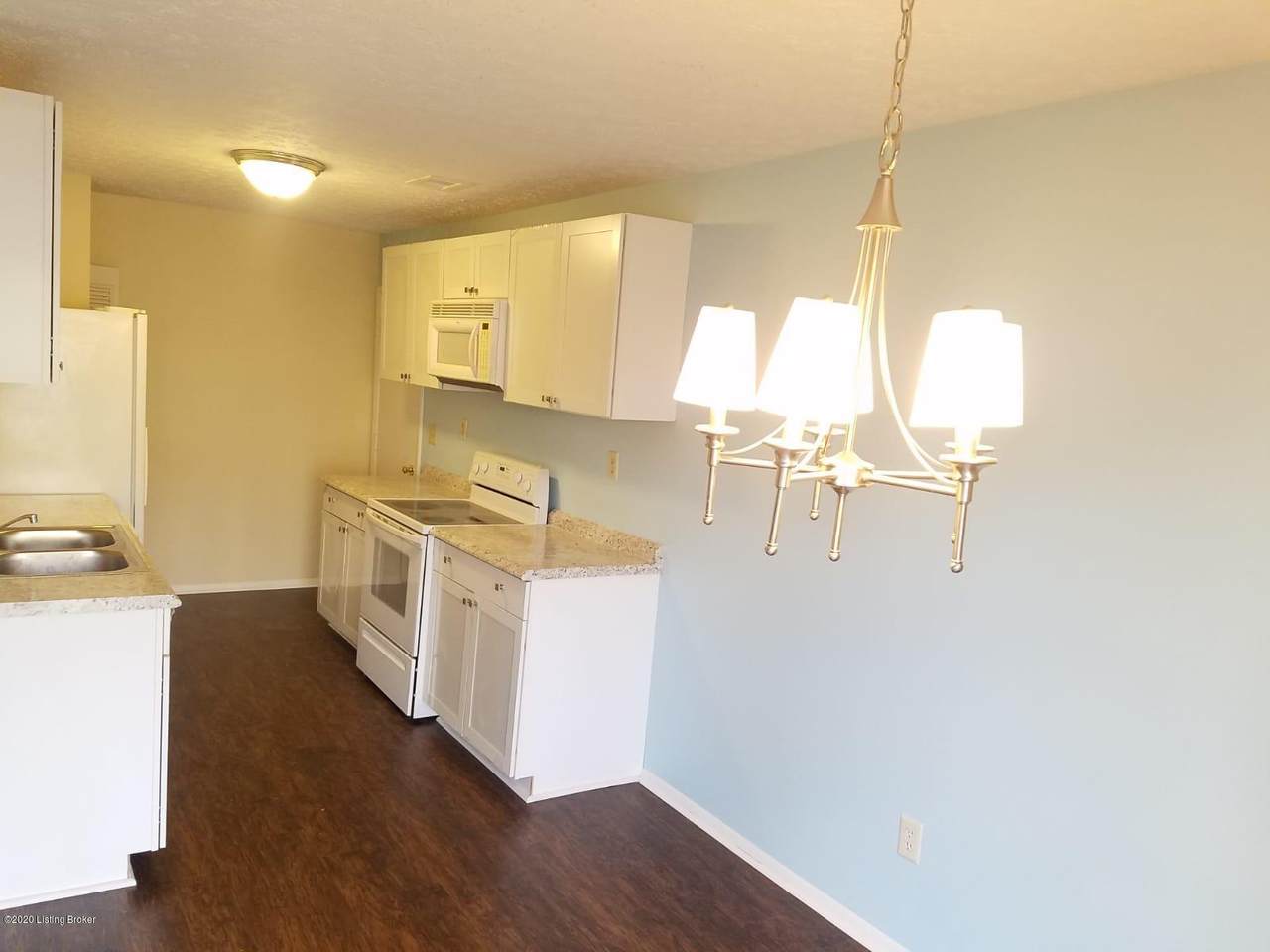 3102 Park Side Ct - Photo 1