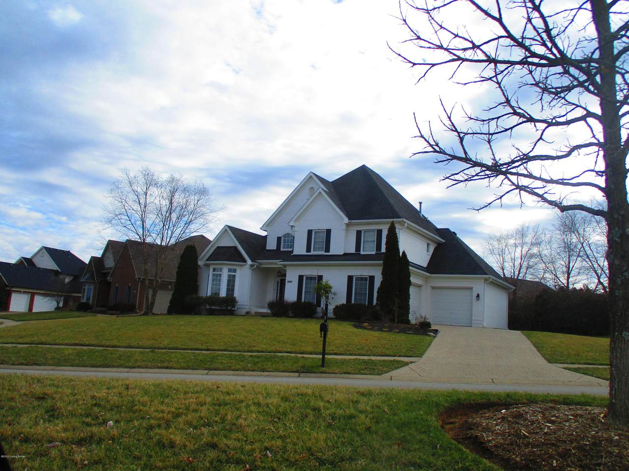 2303 Claymore Cir - Photo 1