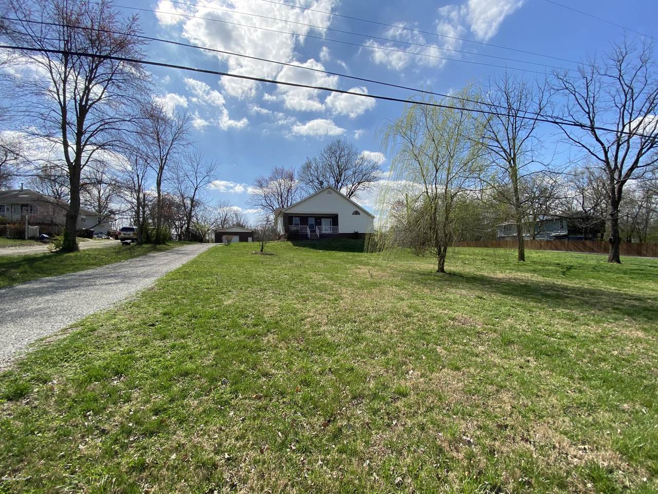 1500 Holly Ave - Photo 1