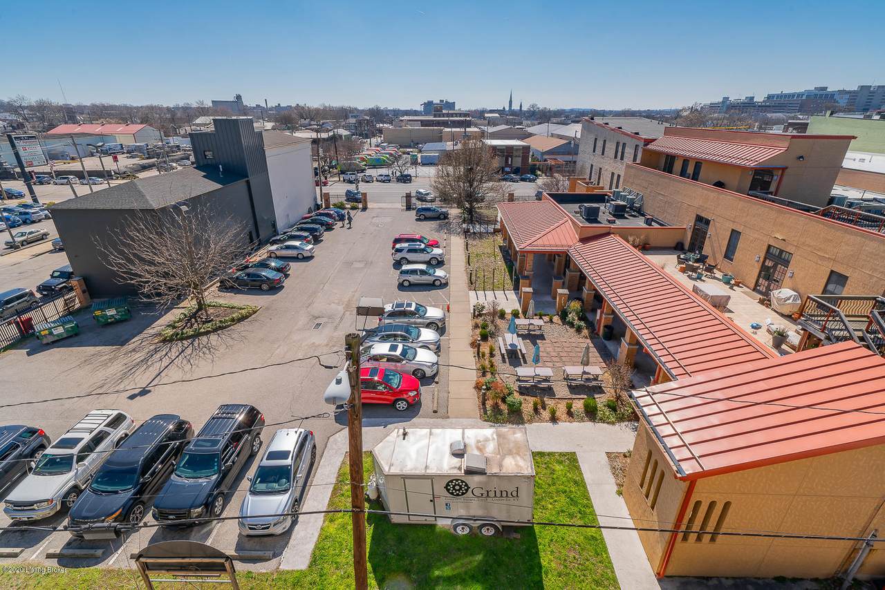 830 Main St - Photo 1