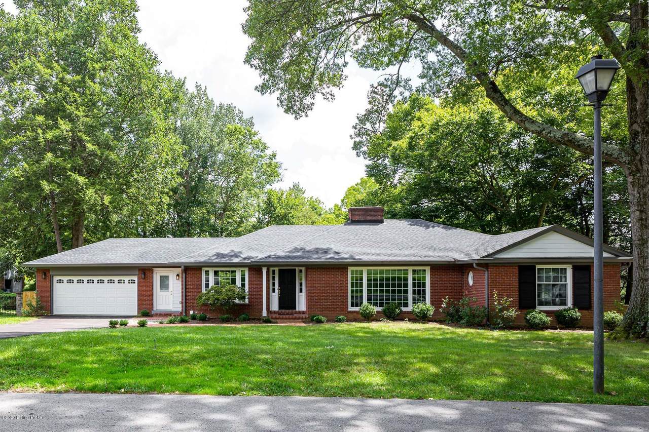527 Ridgewood Rd - Photo 1