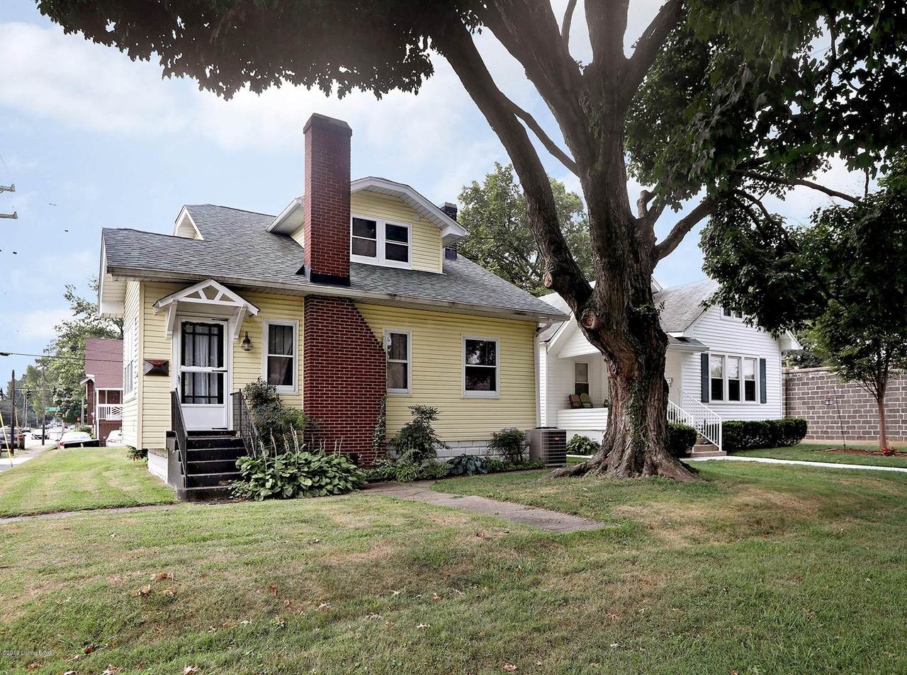 1266 Burnett Ave - Photo 1