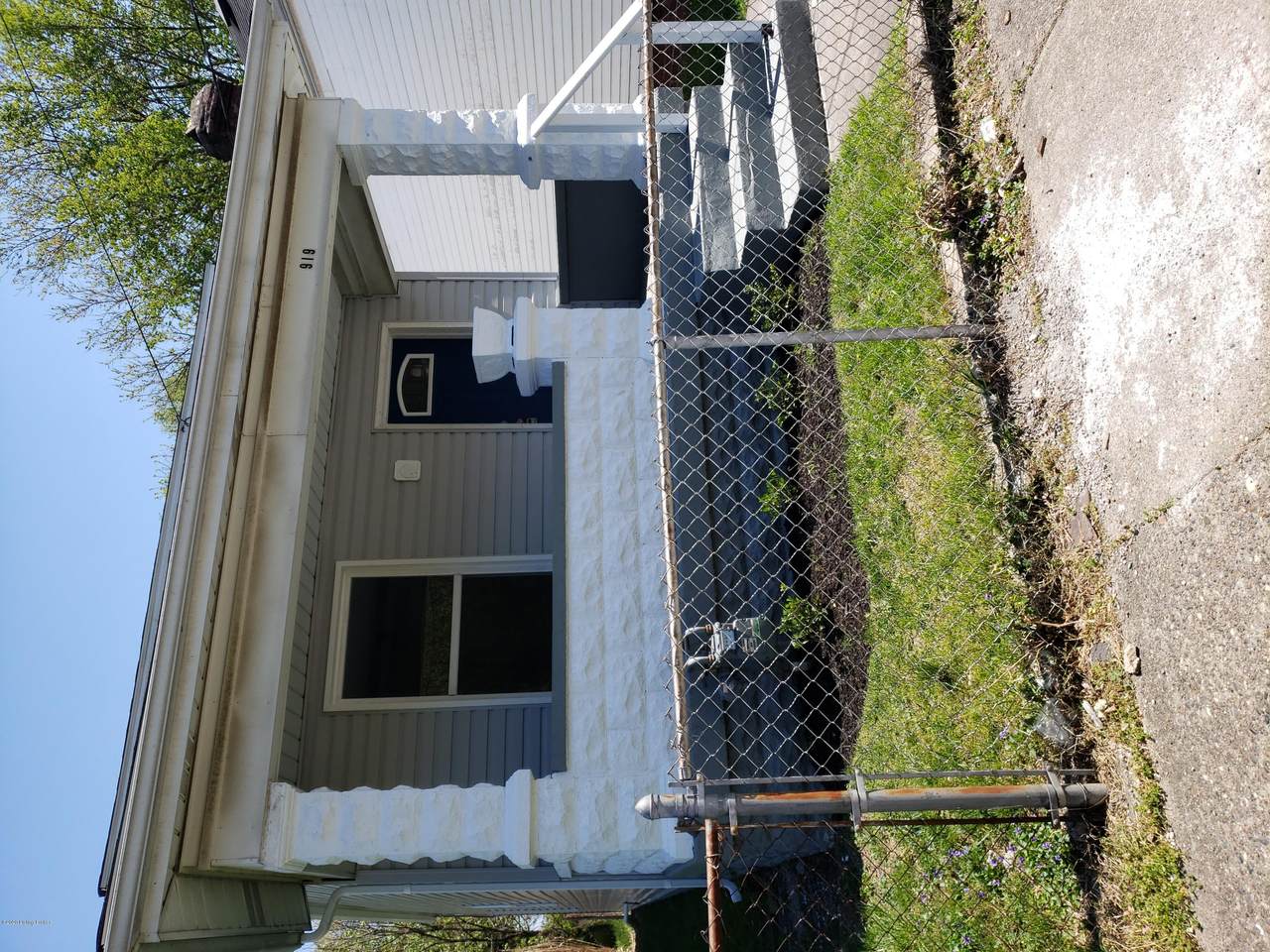 919 Clay St - Photo 1