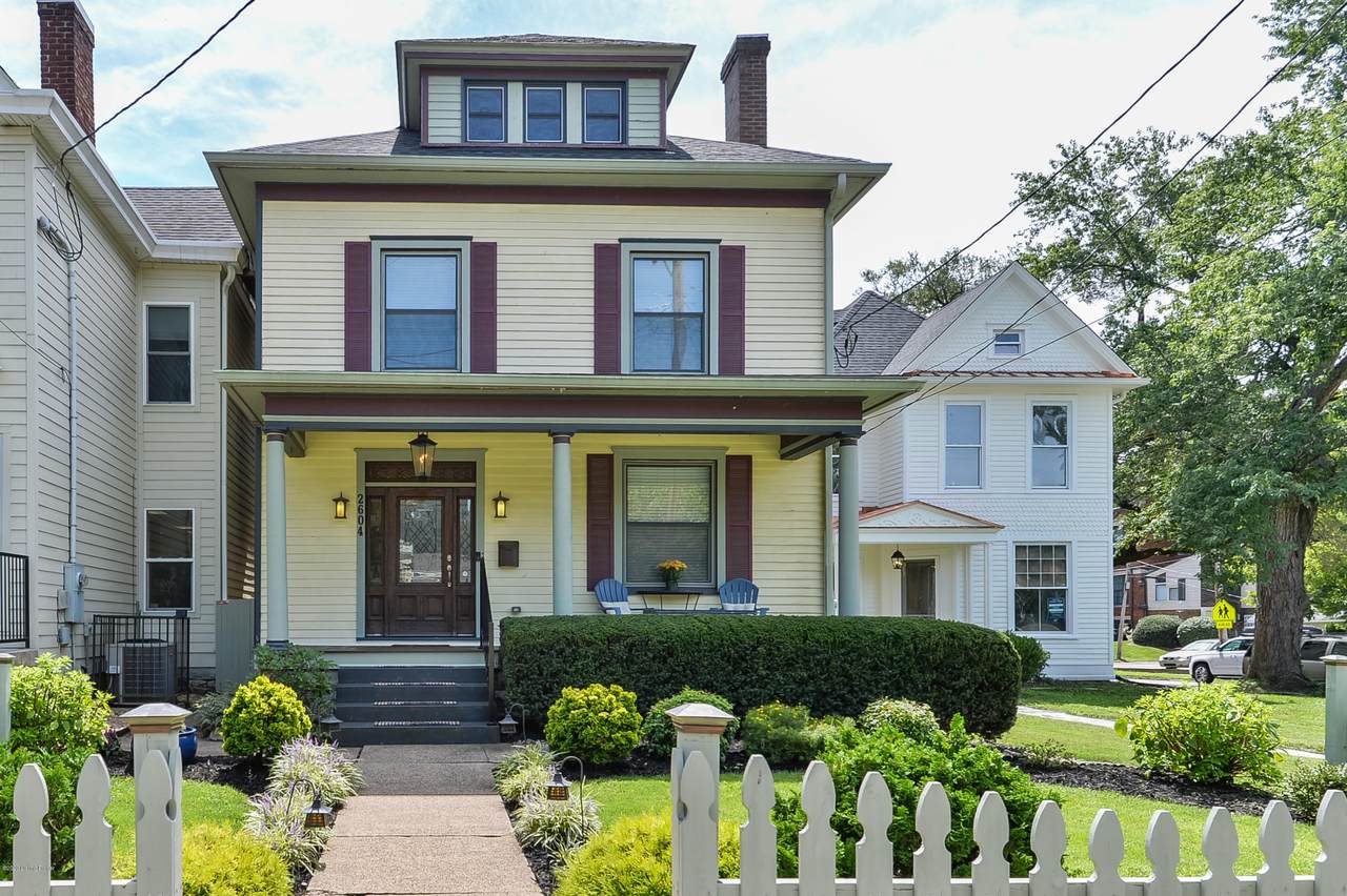 2604 Frankfort Ave - Photo 1