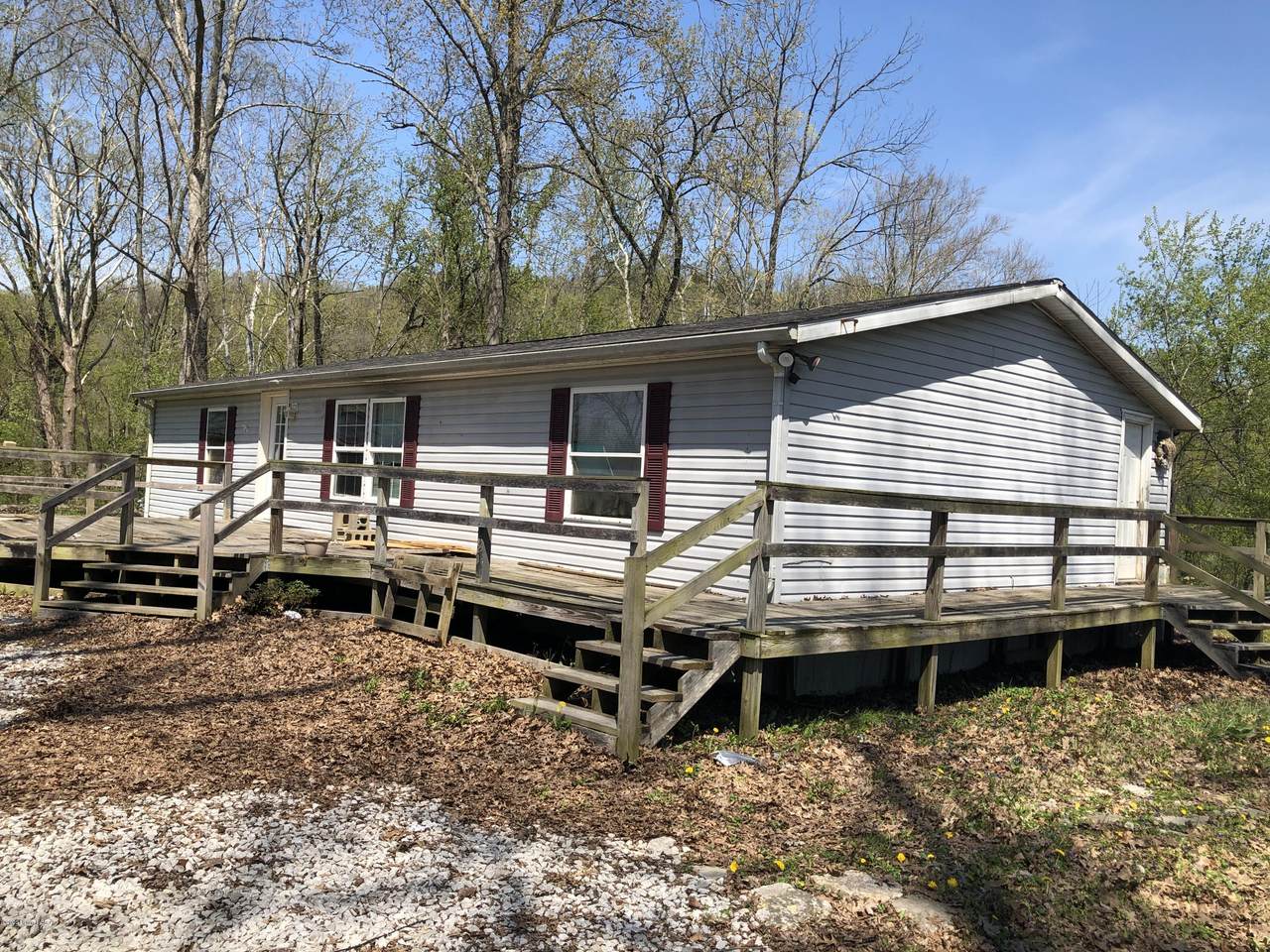 750 Eagle Creek Circle Rd - Photo 1