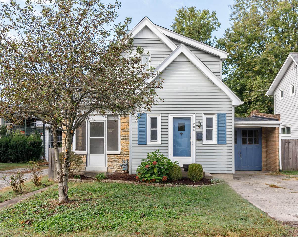 206 Linden Ln - Photo 1