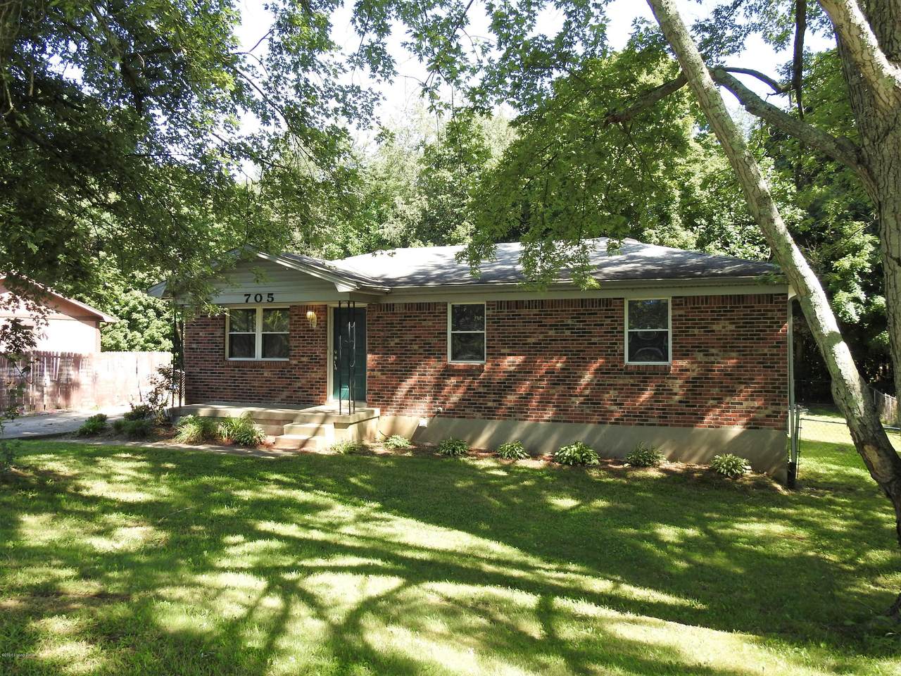 705 Charlene Dr - Photo 1