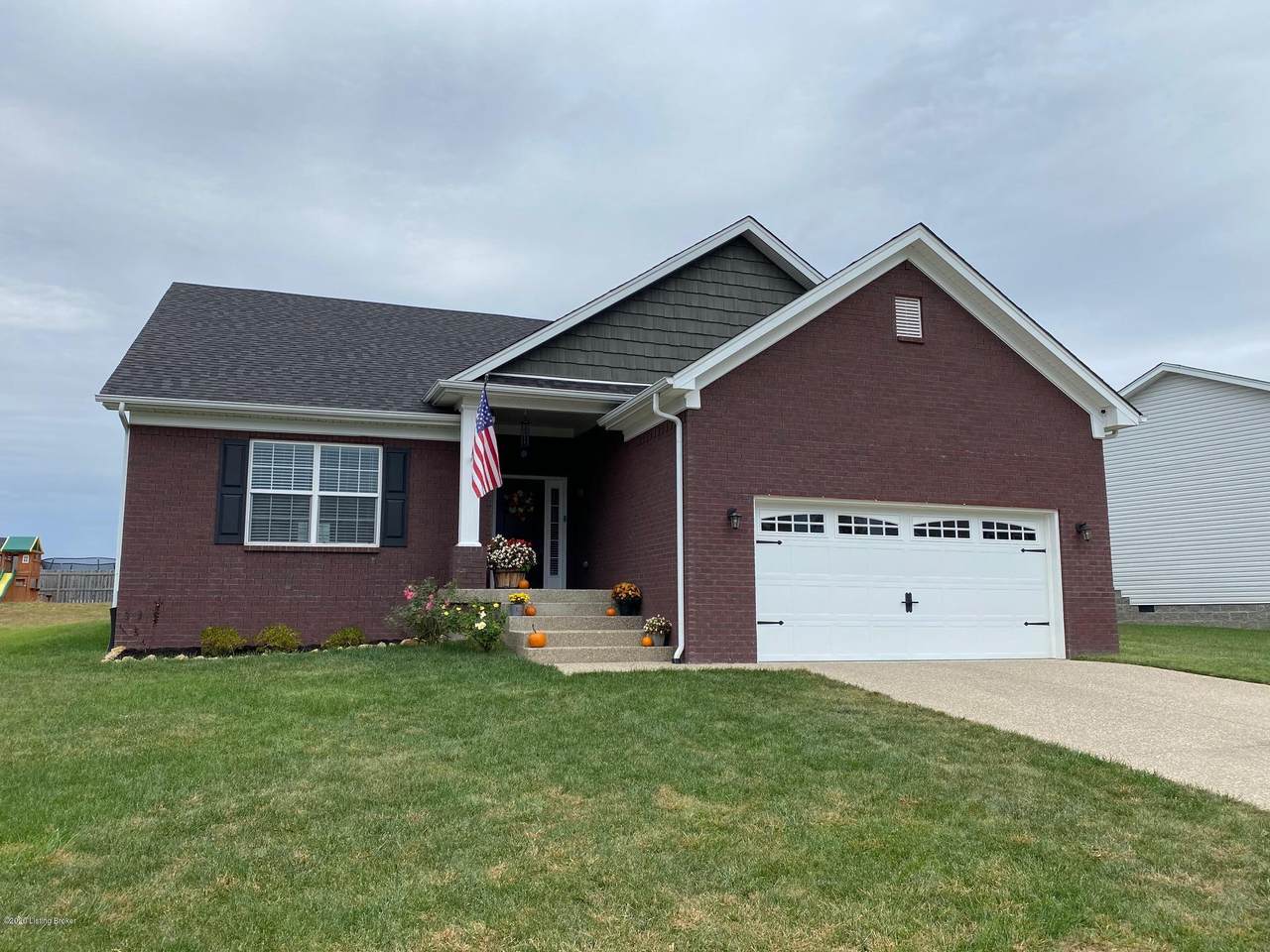 157 Garnette Ct - Photo 1