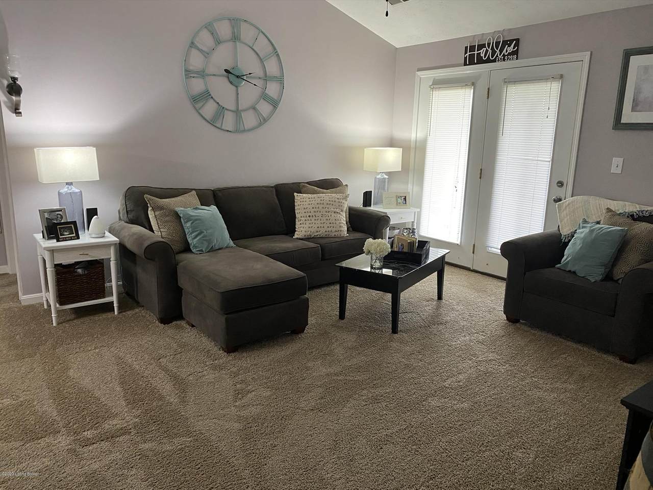 10202 Deer Vista Dr - Photo 1